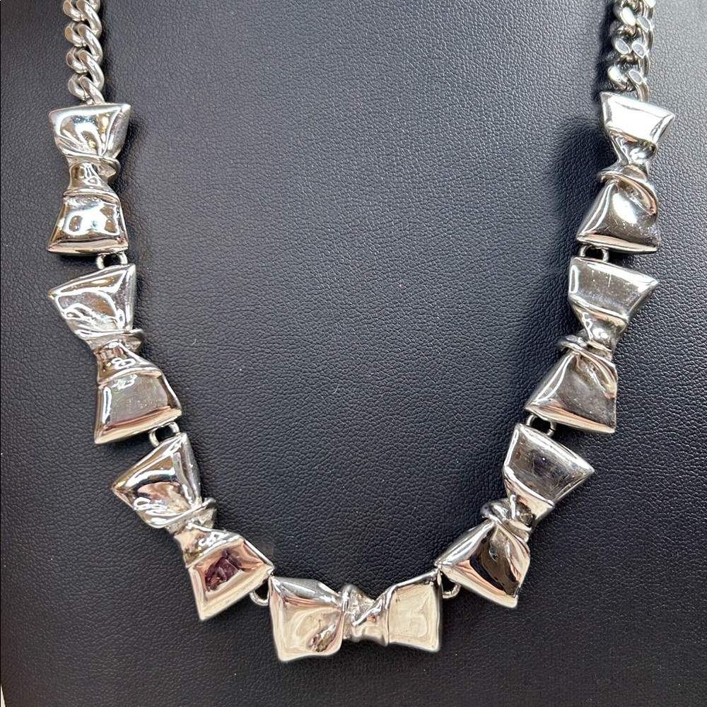 Stella & Dot Silver Bow-Tie Collar Necklace - Picture 2 of 5
